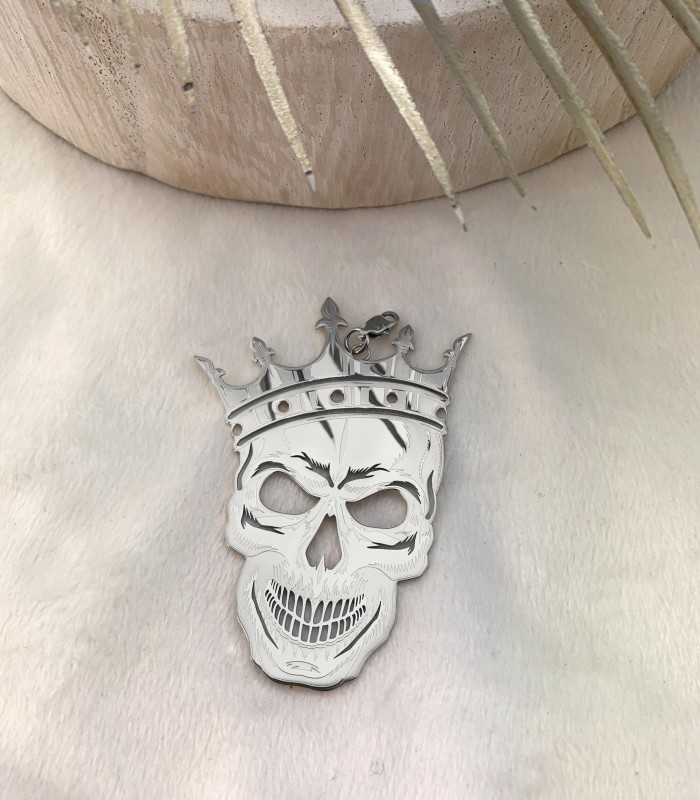 Pendentif - Tête de mort couronné