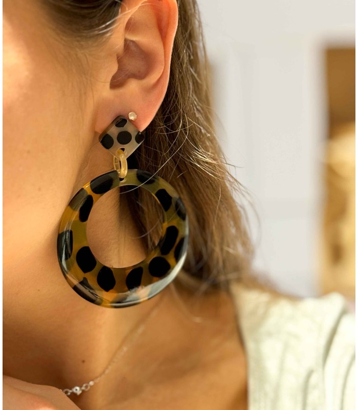Boucles d'oreilles en corne véritable - léopard - Actuel Diffusion - Grossiste et créateur de bijoux