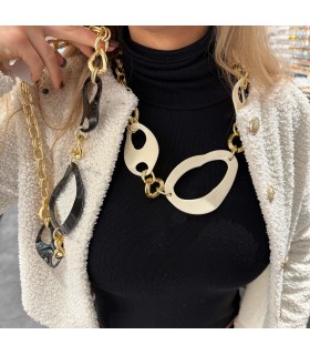 Collier acrylique - grosses mailles