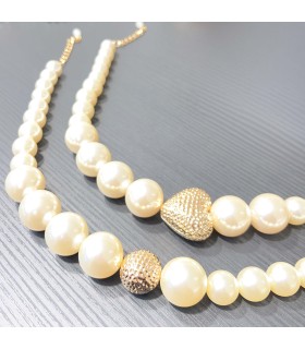 Collier court acrylique - Perles et détail Doré